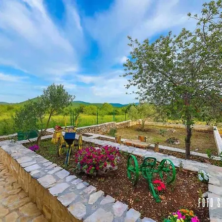 Villa Villa With Pool,Sauna, Jacuzzi Near Split,Trogir Divojevici