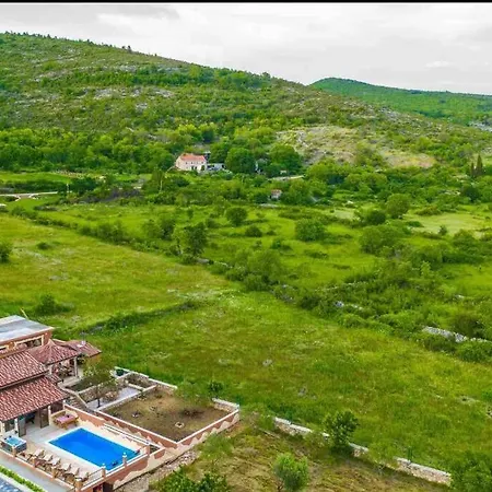 Villa With Pool,Sauna, Jacuzzi Near Split,Trogir Divojevici