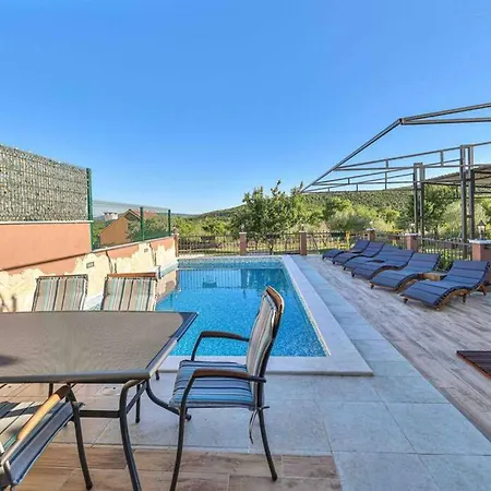 Villa With Pool,Sauna, Jacuzzi Near Split,Trogir Divojevici