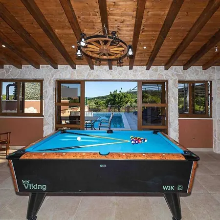 Villa With Pool,Sauna, Jacuzzi Near Split,Trogir * Divojevici