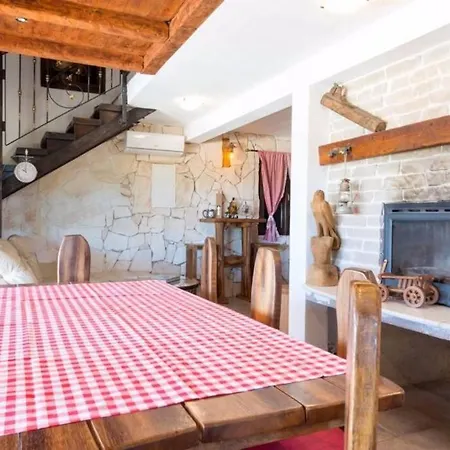 Villa With Pool,Sauna, Jacuzzi Near Split,Trogir Divojevici