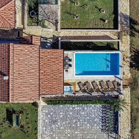 Villa With Pool,Sauna, Jacuzzi Near Split,Trogir Villa Divojevici
